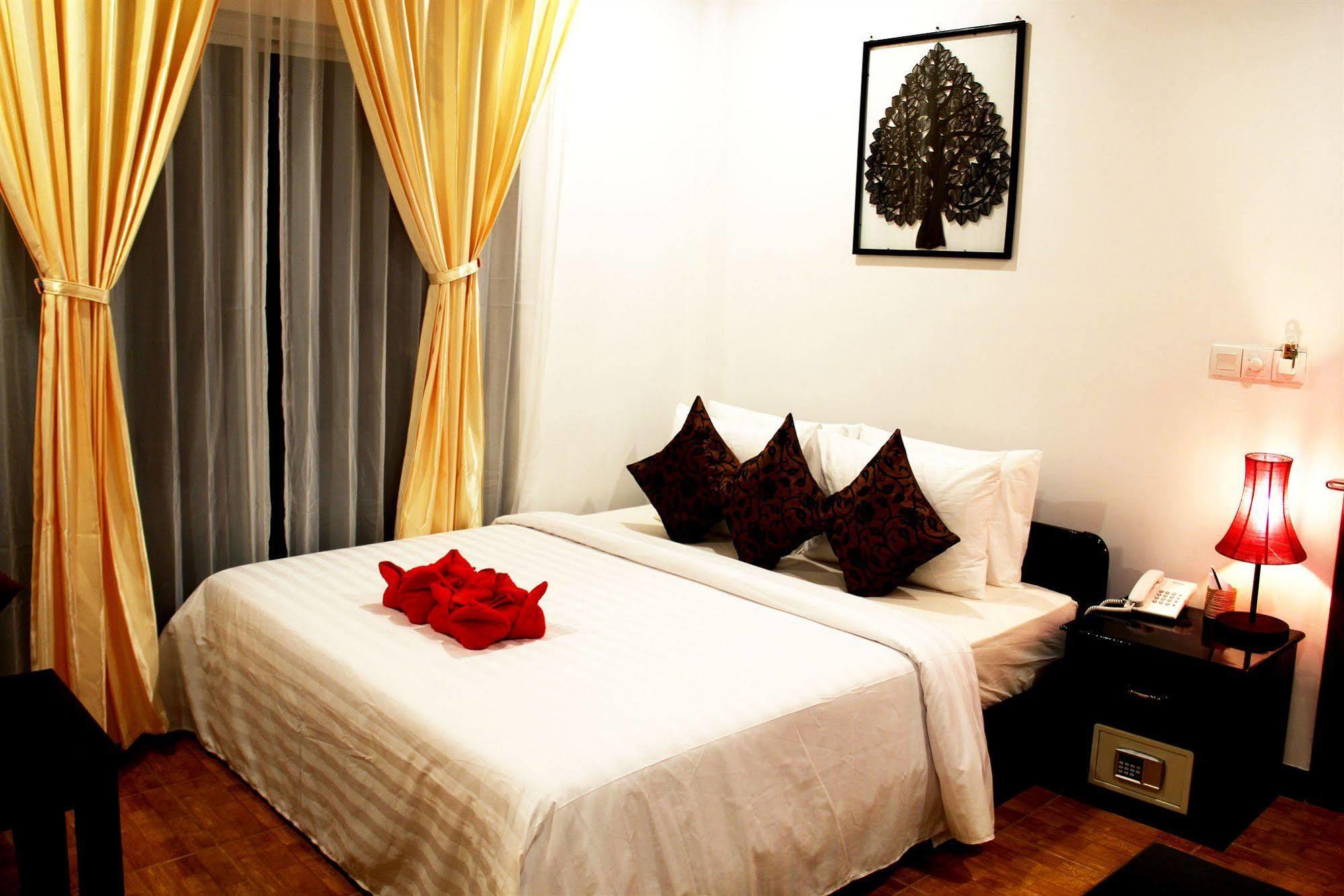 Отель Golden Orchid Angkor Сиемрип Экстерьер фото